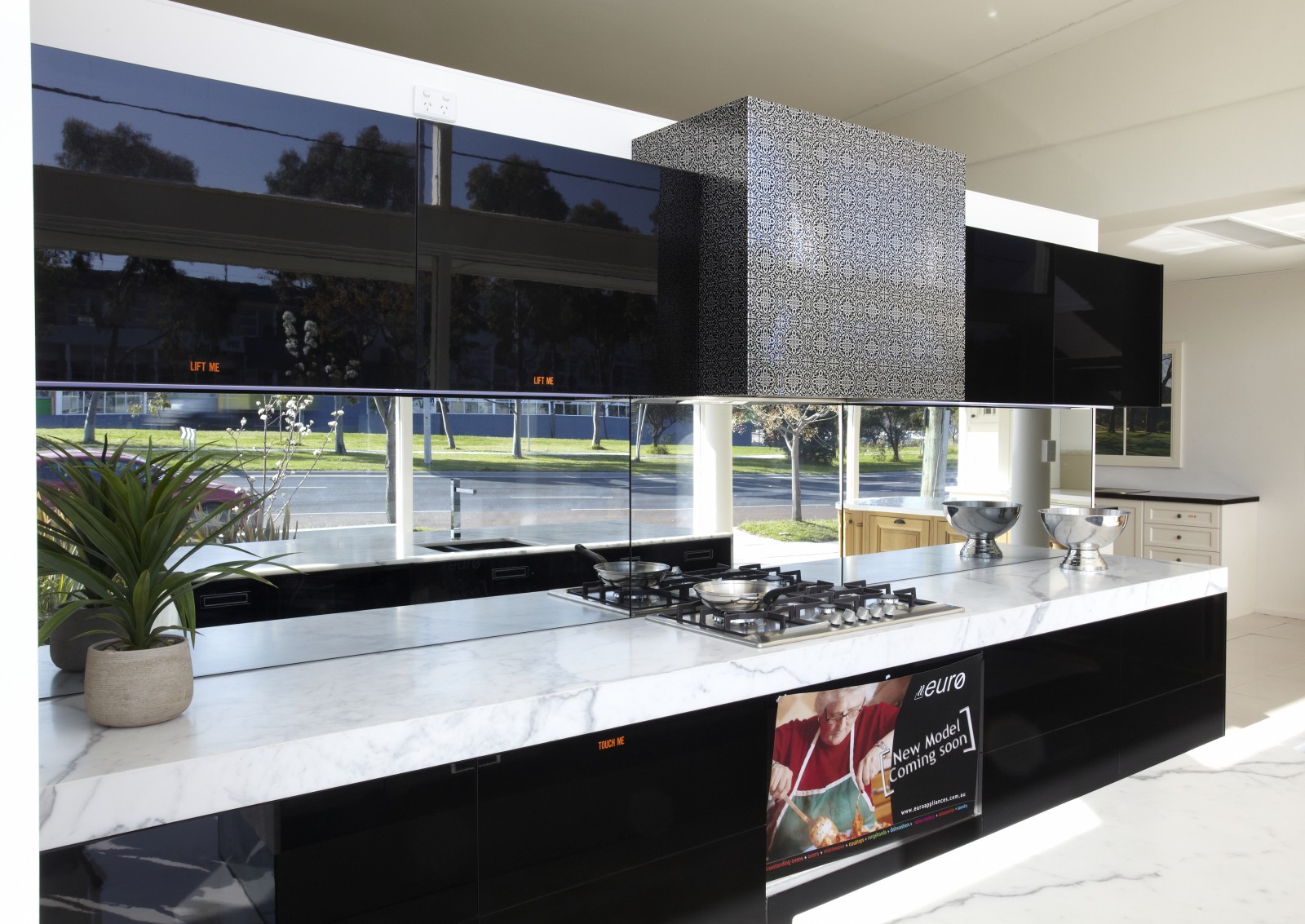 Complete-Kitchens_04-1600x1133