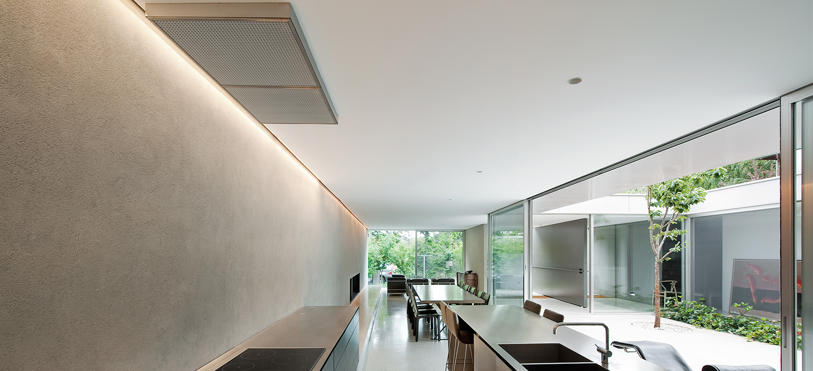 Qasair Rangehoods - Image courtesy Carr Design Group